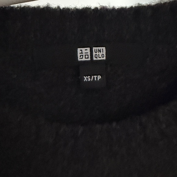 Uniqlo Soufflé Yarn Crew Neck Sweater, size XS, Dark Grey - Picture 4 of 6